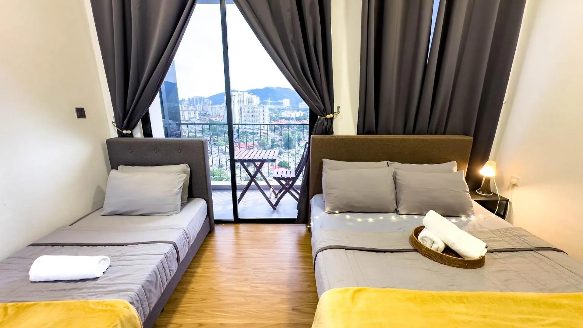 Beacon Executive Suite With Skypool 2Br 11Pax Georgetown Penang 0*, George Town Maleisië
