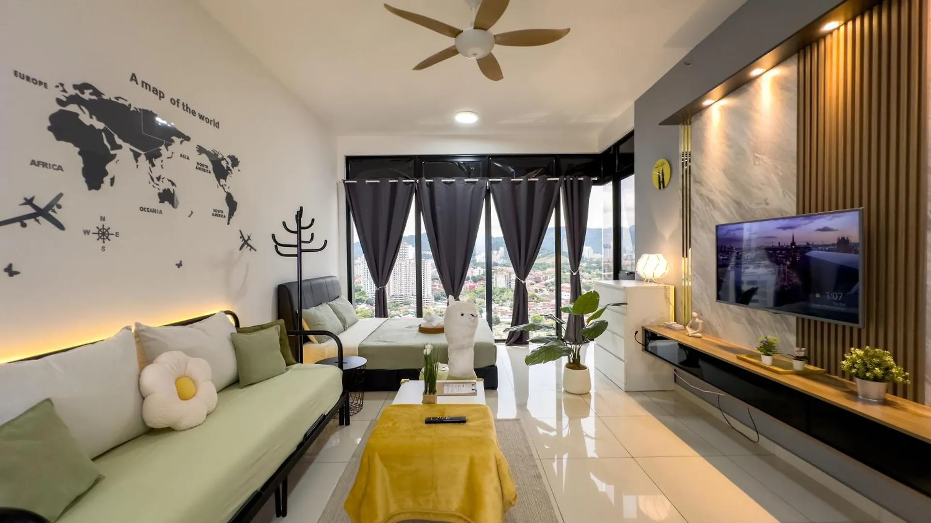 Beacon Executive Suite With Skypool 2Br 11Pax Georgetown Penang Maleisië